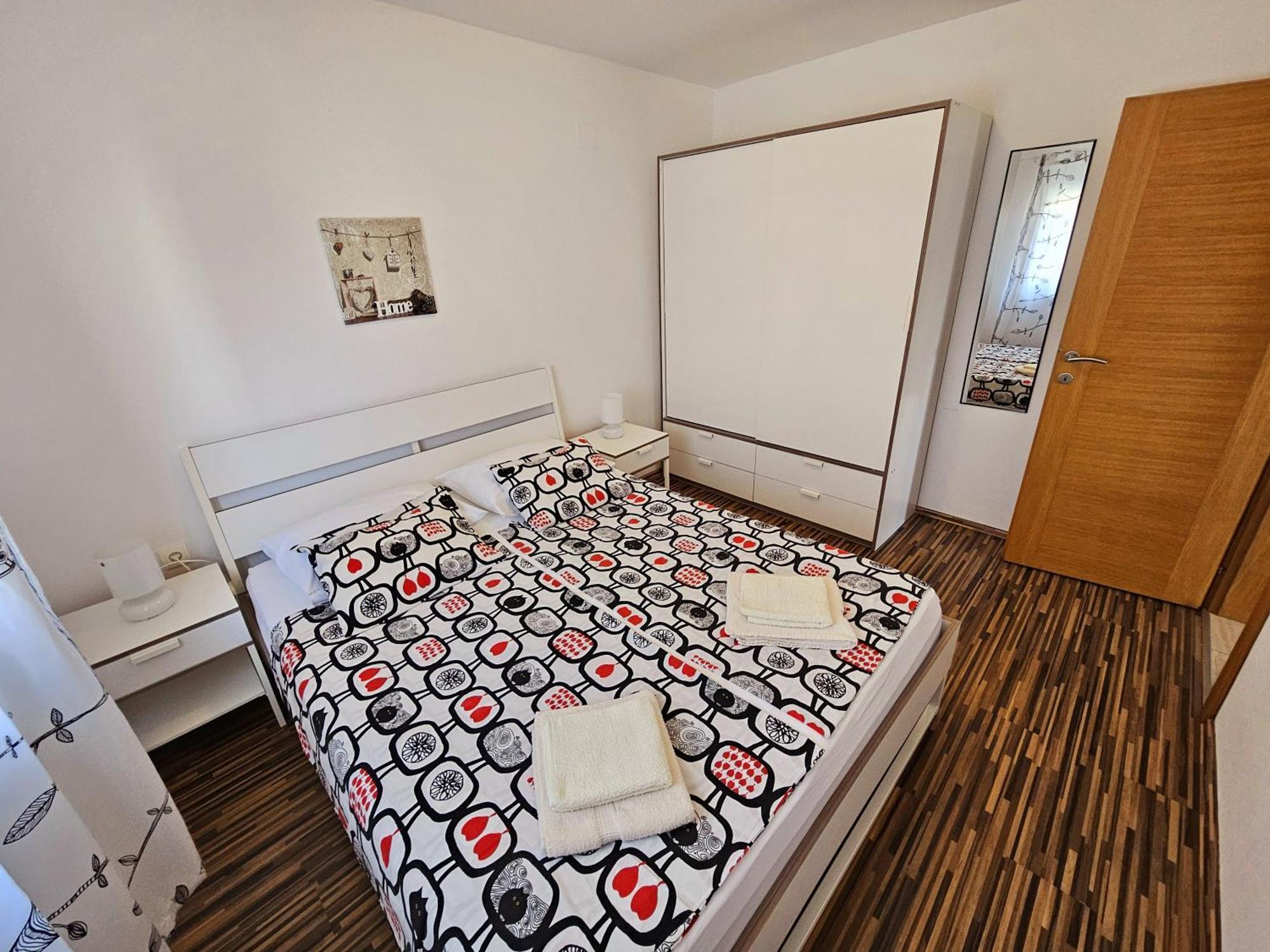 Apartments Cikac II - Modern Apartments By The Beach Mandre Ngoại thất bức ảnh